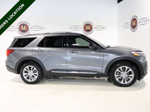 Used 2021 Ford Explorer Limited w/ Equipment Group 301A AWD/4WD image 5