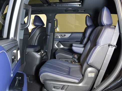 Used 2026 INFINITI QX80 4WD image 29