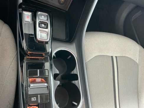 Used 2021 Hyundai Sonata SE w/ Cargo Package image 17