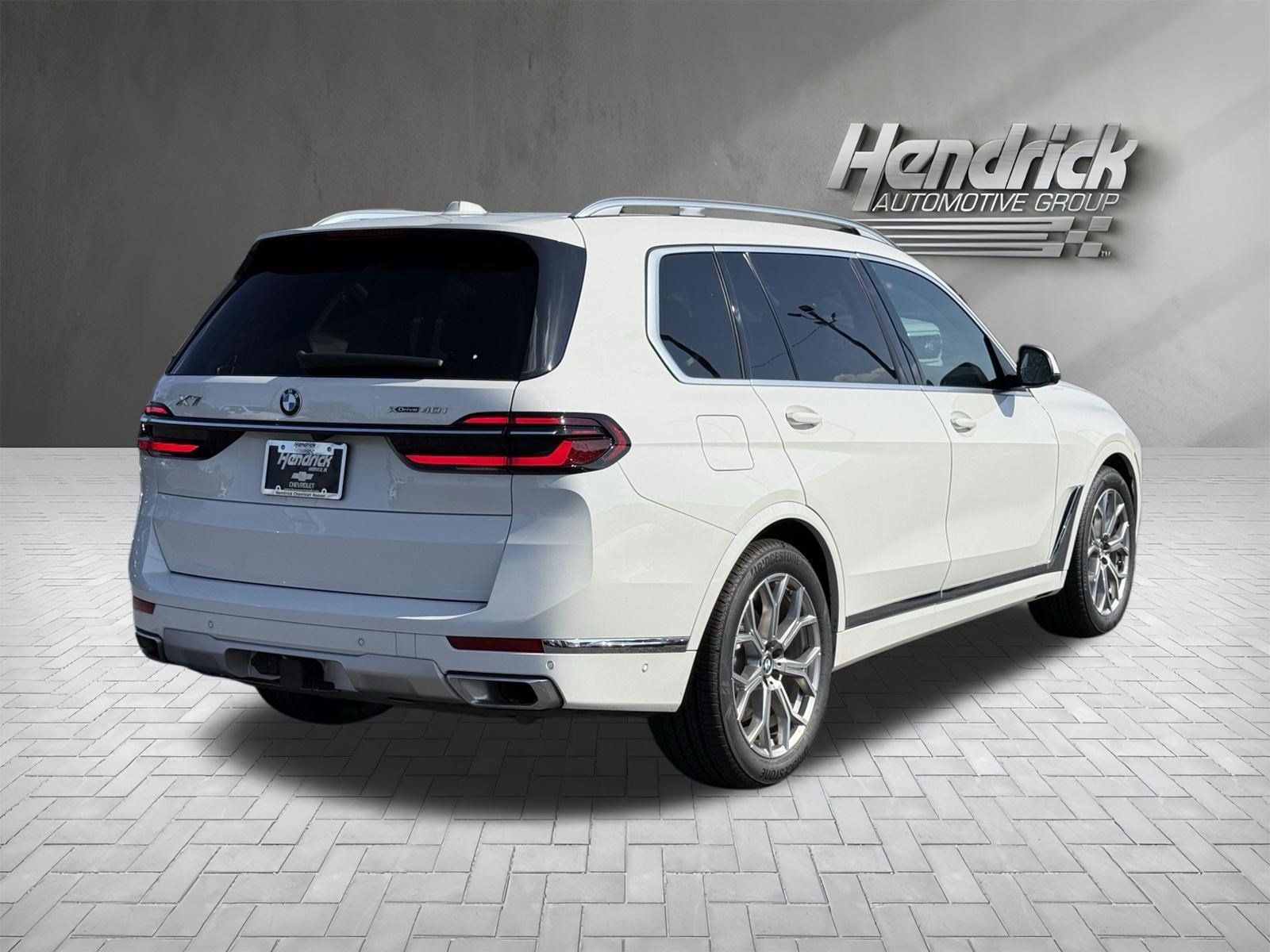 Used 2023 BMW X7 xDrive40i w/ Premium Package AWD/4WD image 10
