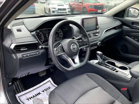 Used 2022 Nissan Altima 2.5 SV w/ SV Premium Package FWD image 16