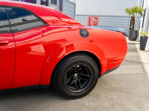 Used 2023 Dodge Challenger SRT Hellcat Redeye RWD image 5