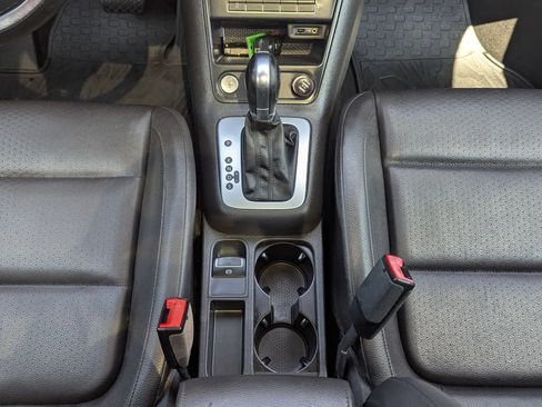 Used 2016 Volkswagen Tiguan SE FWD image 21