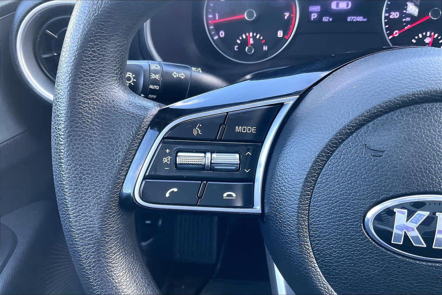 Used 2021 Kia Forte LXS FWD image 22