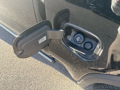 New 2026 GMC Sierra 1500 Denali w/ Denali Reserve Package image 10