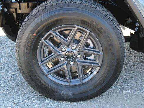 New 2026 Jeep Gladiator Sport image 8