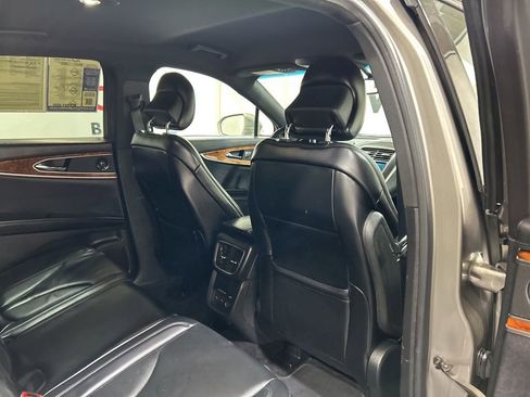 Used 2016 Lincoln MKX Select w/ Select Plus Package image 13