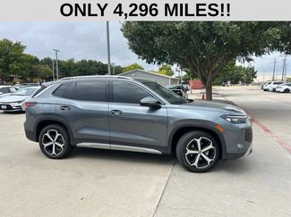 Used 2025 Volkswagen Tiguan SE FWD video 2
