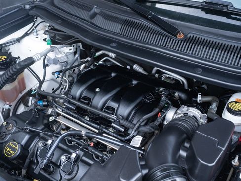 Used 2018 Ford Explorer Limited w/ Equipment Group 301A image 9