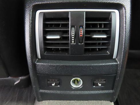 Used 2017 BMW 340i Gran Turismo xDrive image 36