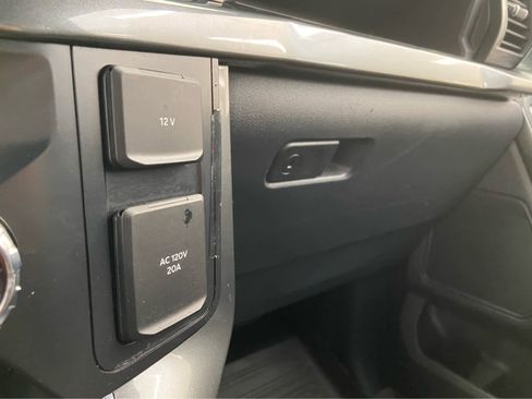 Used 2023 Ford F150 XLT w/ Equipment Group 302A High image 38