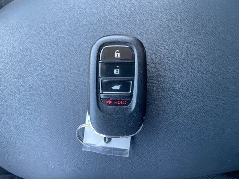 Used 2023 Honda HR-V LX image 27