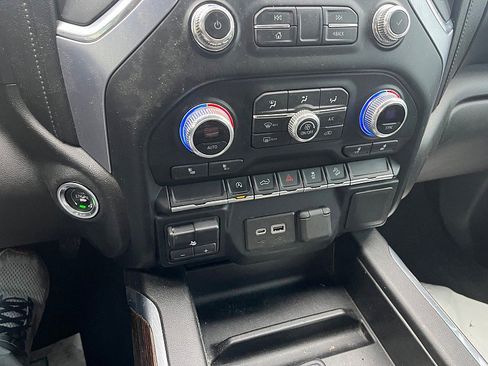 Used 2020 GMC Sierra 1500 Elevation image 14