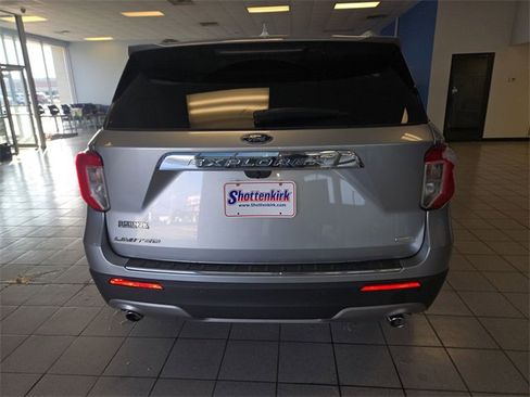 Used 2020 Ford Explorer Limited image 7