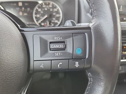 Certified 2023 Nissan Rogue SL w/ SL Premium Package image 21