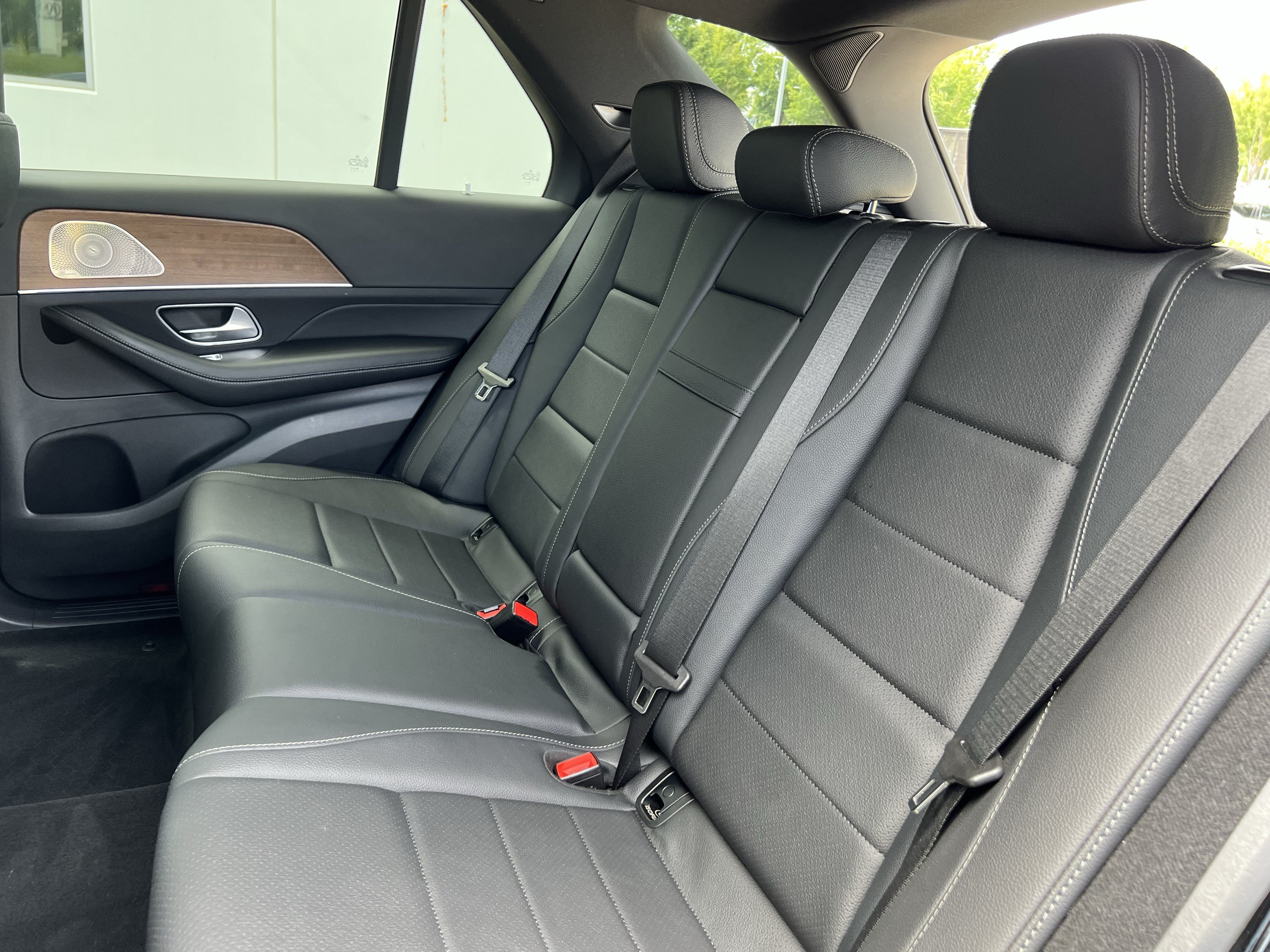 Certified 2025 Mercedes-Benz GLE 450 4MATIC image 33