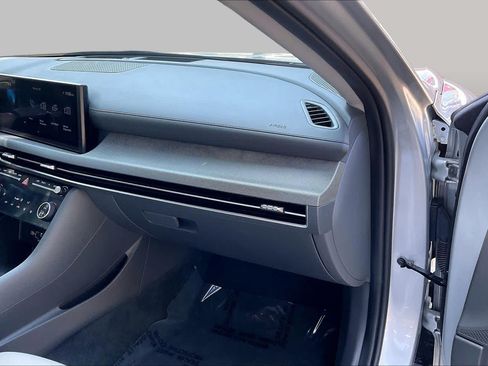 Certified 2025 Hyundai Sonata SEL FWD image 19