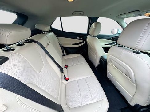 Used 2021 Buick Encore GX Essence w/ Advanced Technology Package image 29