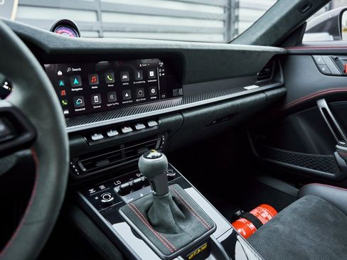 Used 2025 Porsche 911 GT3 RS w/ Weissach Package image 65