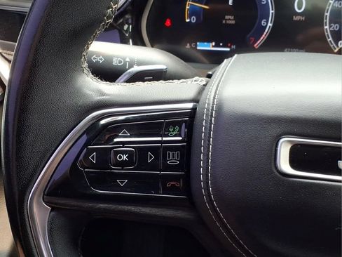 Used 2023 Jeep Grand Cherokee L Overland AWD/4WD image 7