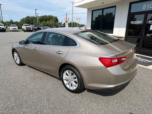 Used 2024 Chevrolet Malibu LT FWD image 7