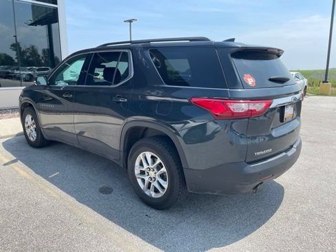 Used 2020 Chevrolet Traverse LT FWD image 3