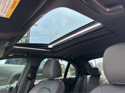 Used 2019 Mercedes-Benz C 300 Sedan image 7