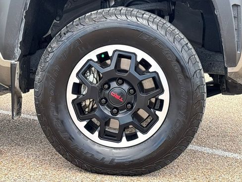 Used 2024 Toyota Tacoma TRD Off-Road AWD/4WD image 8