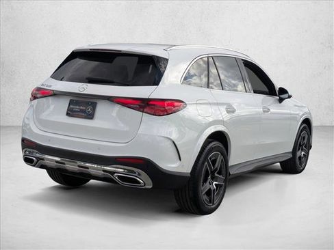 New 2026 Mercedes-Benz GLC 300 image 2