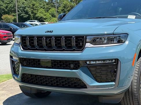 New 2026 Jeep Grand Cherokee L Summit AWD/4WD image 10