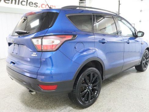 Used 2018 Ford Escape SE w/ SE Sport Appearance Package AWD/4WD image 6