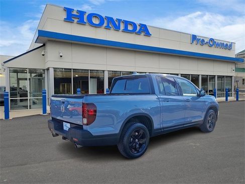 Used 2023 Honda Ridgeline Black Edition image 4