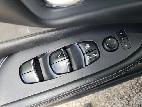 Used 2018 Nissan Murano Platinum w/ Cargo Package image 28