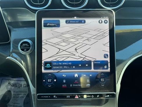 Used 2024 Mercedes-Benz GLC 300 4MATIC image 30