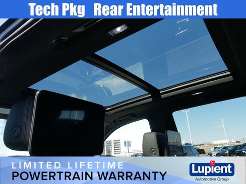 Used 2024 Chevrolet Tahoe High Country w/ Advanced Technology Package AWD/4WD image 16