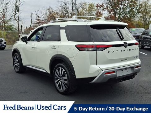 Used 2022 Nissan Pathfinder Platinum w/ Cargo Package image 8
