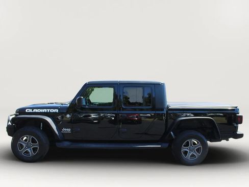 Used 2020 Jeep Gladiator Overland AWD/4WD image 5