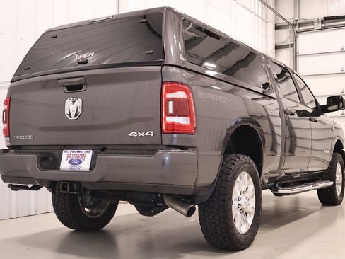 Used 2022 RAM 2500 Big Horn w/ Level C Equiment Group AWD/4WD image 10