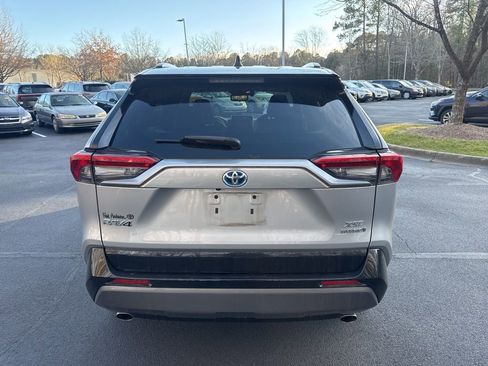 Used 2019 Toyota RAV4 XSE image 17