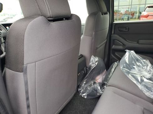 New 2026 Nissan Frontier SV w/ SV Convenience Package RWD image 15