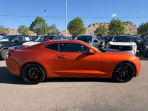 Used 2022 Chevrolet Camaro SS RWD image 6