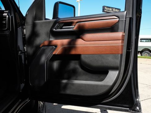 Used 2024 GMC Sierra 2500 Denali Ultimate w/ Max Trailering Package AWD/4WD image 58