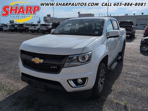 Used 2017 Chevrolet Colorado Z71 AWD/4WD image 1