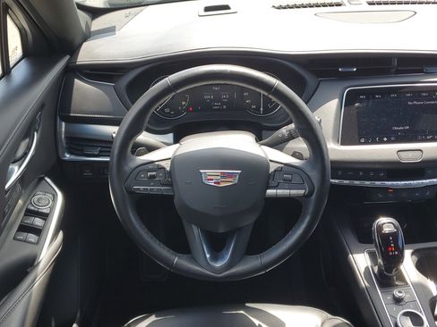 Used 2023 Cadillac XT4 Premium Luxury w/ Cold Weather Package AWD/4WD image 21