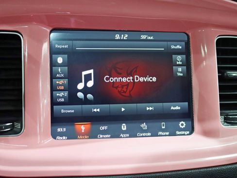 Used 2018 Dodge Charger GT image 18