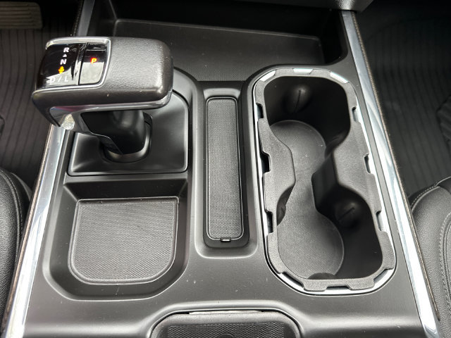 Used 2022 Chevrolet Silverado 1500 LT Trail Boss w/ Convenience Package II AWD/4WD image 32