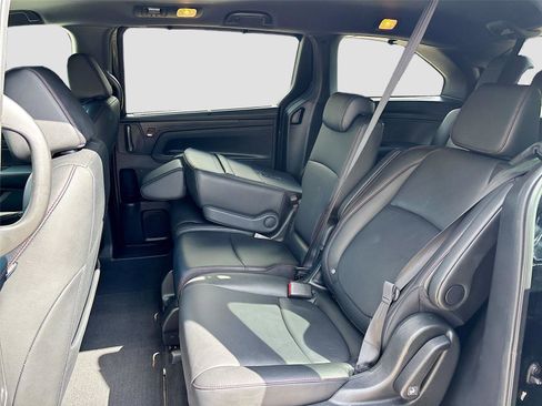 Used 2025 Honda Odyssey Sport-L image 26