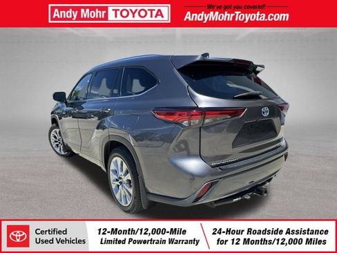 Certified 2021 Toyota Highlander Limited AWD/4WD image 6
