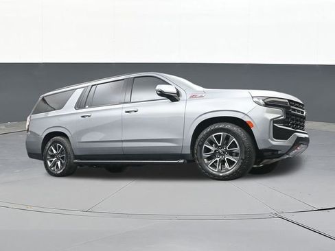 Used 2024 Chevrolet Suburban Z71 w/ Z71 Off-Road Package image 45