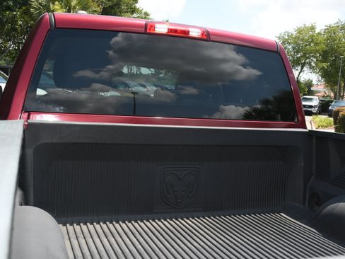 Used 2017 RAM 1500 Express RWD image 16